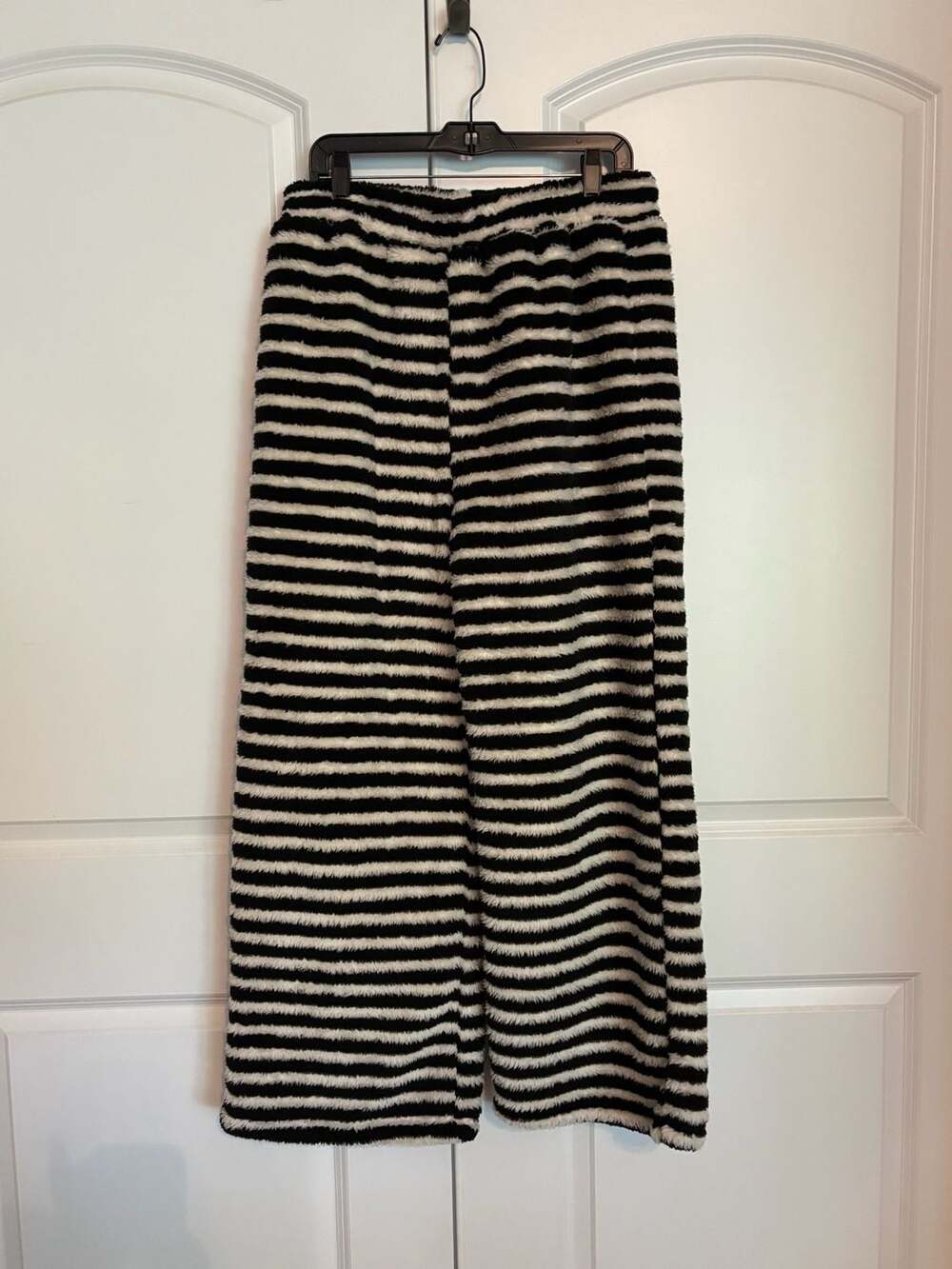 Cider Black and White Striped Fuzzy Knit Wide Leg Trousers XL